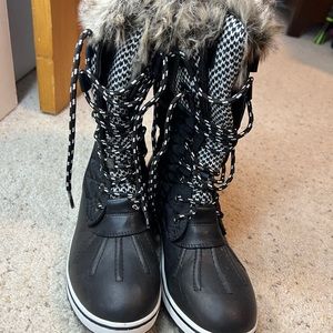 Womens Aleader winter boots